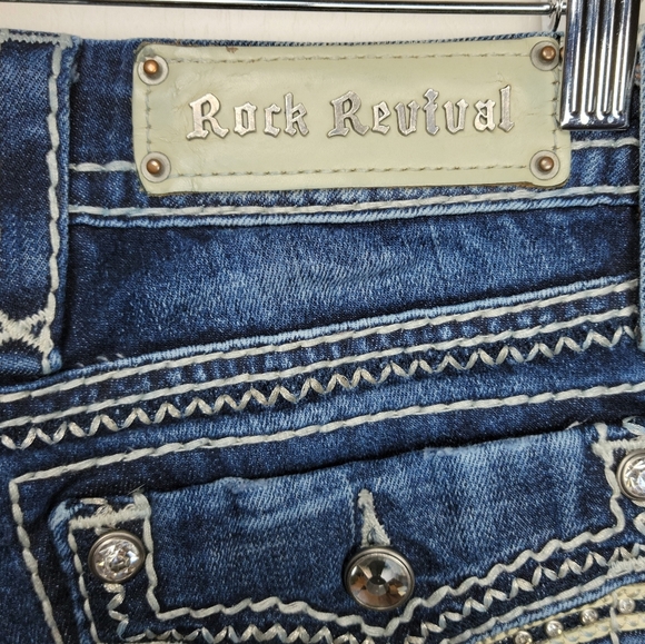Rock Revival Donna Bootcut Low Rise Jeans Size 28 Distressed Denim - Picture 14 of 14